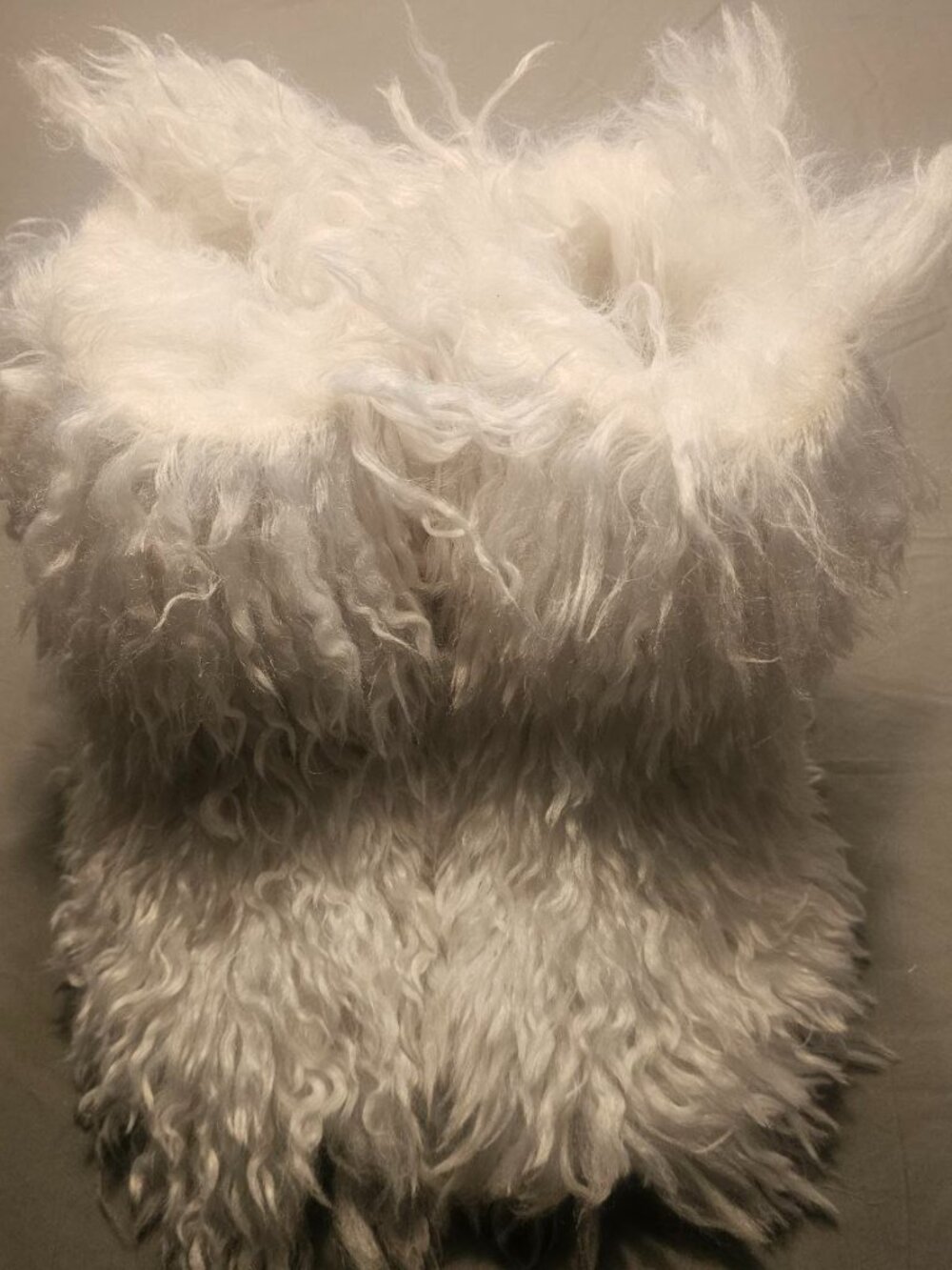 KARDASHIAN SHIMS White Shaggy Boots Women Size 37 (6.5-7US) - Picture 5 of 10